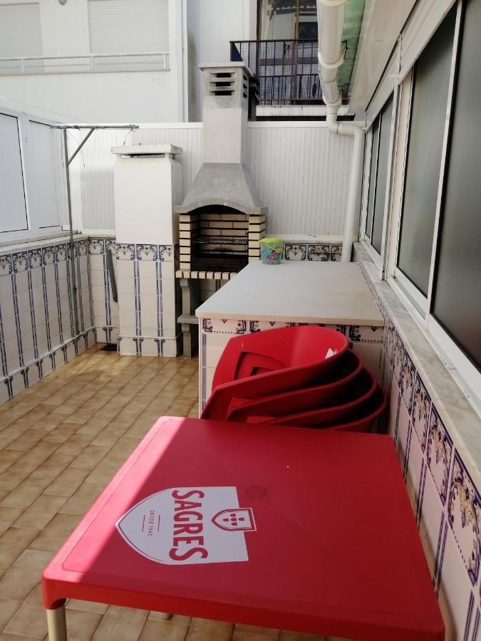 Apartamentos Lazarino1 Nazaré Exteriör bild